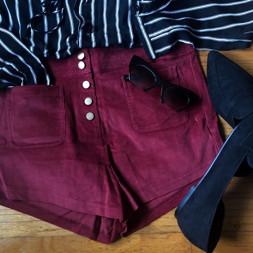 Corduroy Shorts w front pockets
